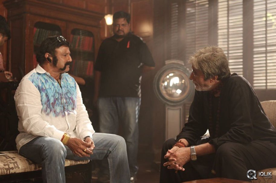 Balakrishna-And-Krishna-Vamsi-Visit-Amitabh-RGV-Sarkar-3-Movie-Set